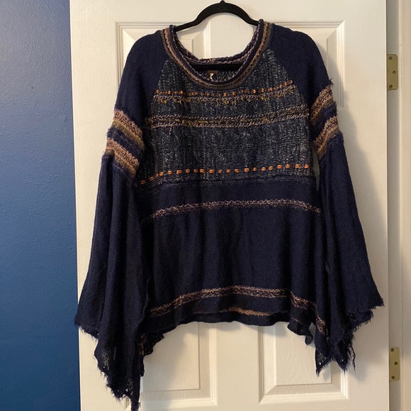 Free People Sweater - Picture 1 of 8